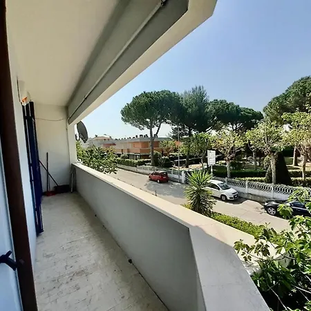 Apartament Trilocale Comodo Al Mare Di - M318 *